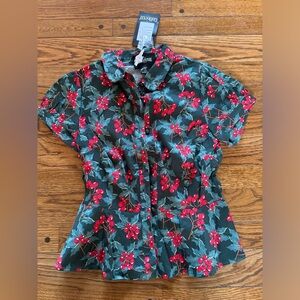 NWT Christmas Mistletoe top